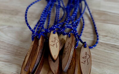 Collier bois sur mesure pour camping