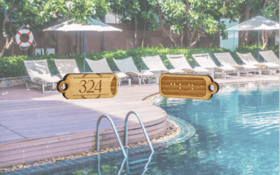 Porte-clés bois sur mesure pour Camping *****